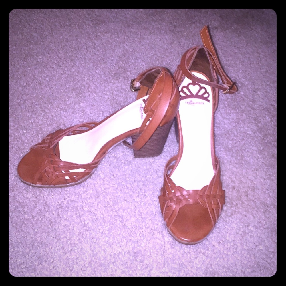 Women’s Heel